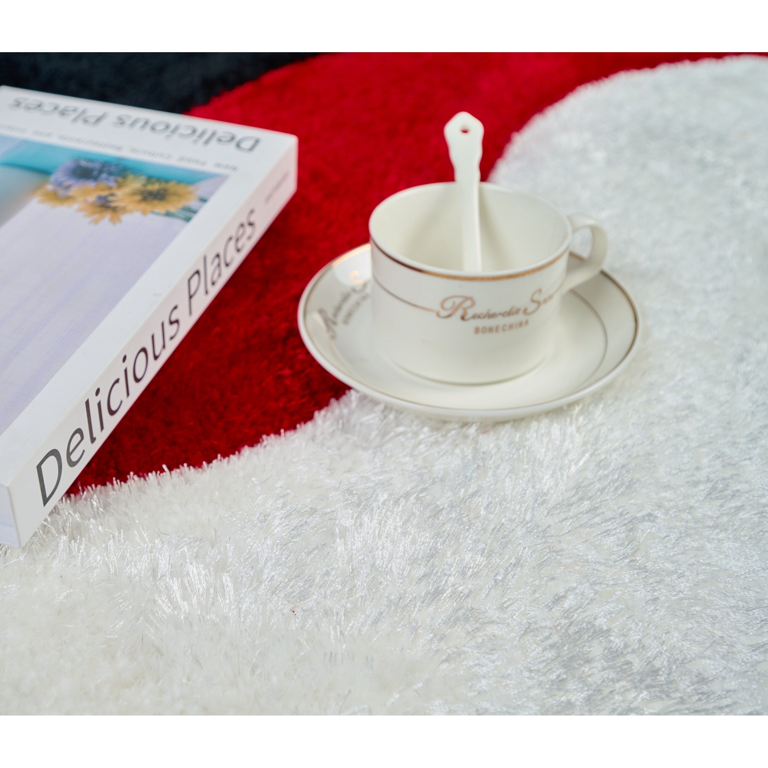 Mateos Shag Abstract Designed Area Rug